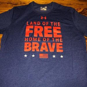 Under Armour T-shirt